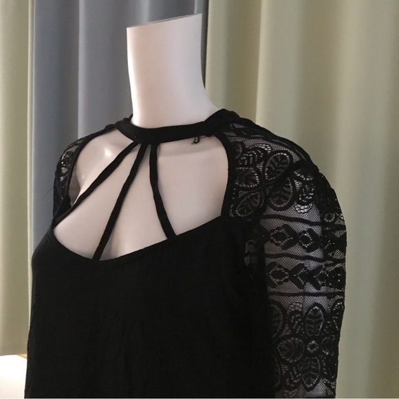 Sexy lace raglan sleeve tshirt - Picture 2 of 5